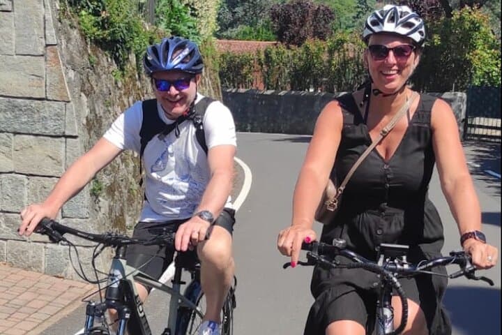 Como E-Bike Tour and Aperitif: Lakeside Cycling from Como to Cernobbio photo 6