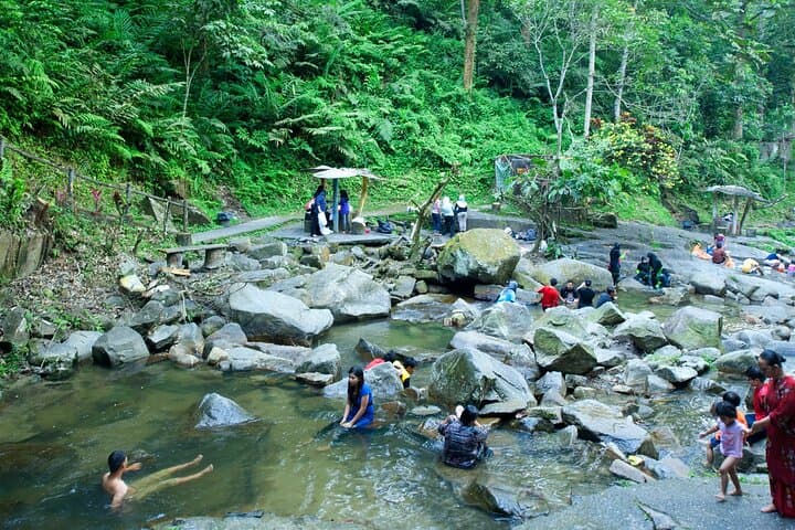 Kuala Lumpur Private Tour: Batu Caves, Selayang Hot Spring & Templer Park Waterfalls photo 4