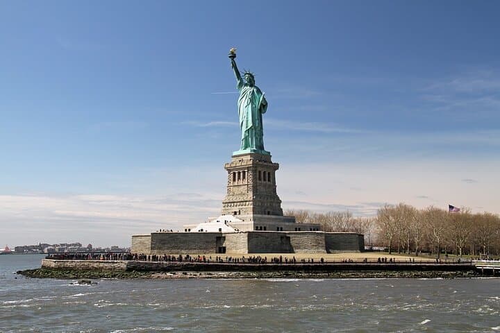 East Coast Essentials: 6-Day Thousand Islands, Niagara & NYC Highlights photo 4