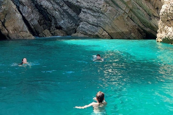 Private Boat Trip to Arrábida's Wild Beaches, Caves & Secret Bays photo 3