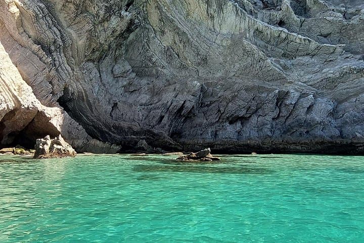 Private Boat Trip to Arrábida's Wild Beaches, Caves & Secret Bays photo 2