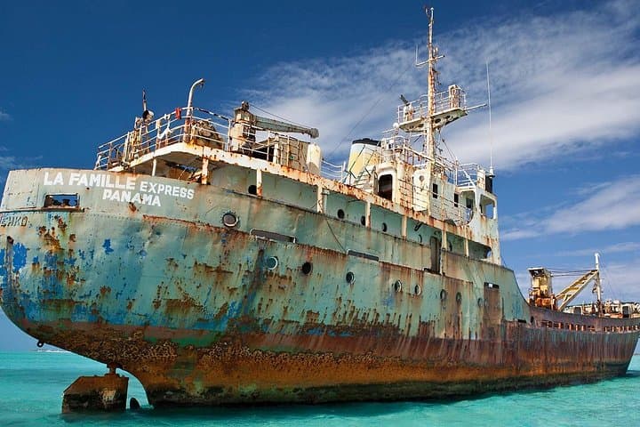 Half-Day Snorkel & Island Hop to Iguana Island and Half Moon Bay, Providenciales photo 1