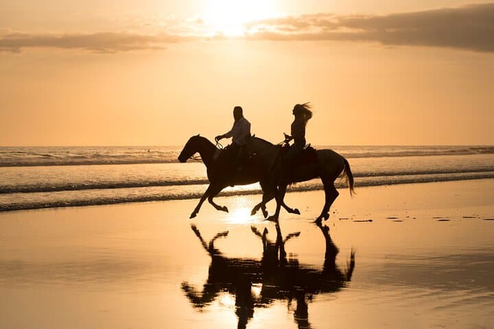 Ride Jaco's Secluded Shoreline: Beach & Horses Adventure photo 6