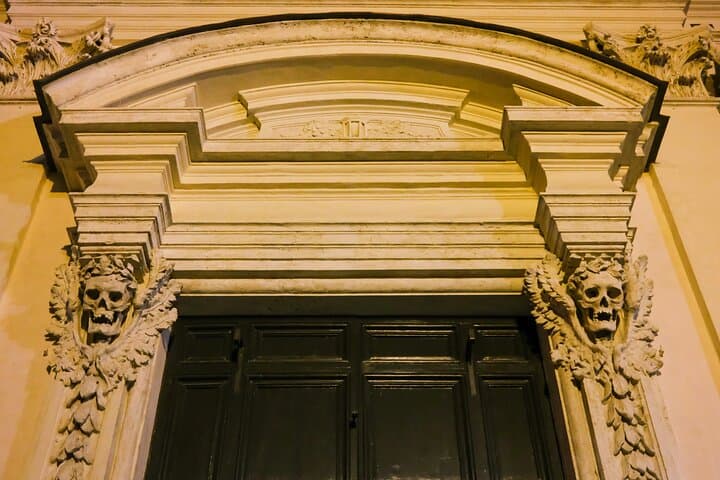 Rome's Dark Side: Ghosts & Legends Night Walking Tour photo 6