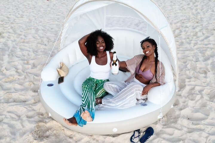 60-Minute Drone Party Float Photoshoot in Grand Cayman photo 4