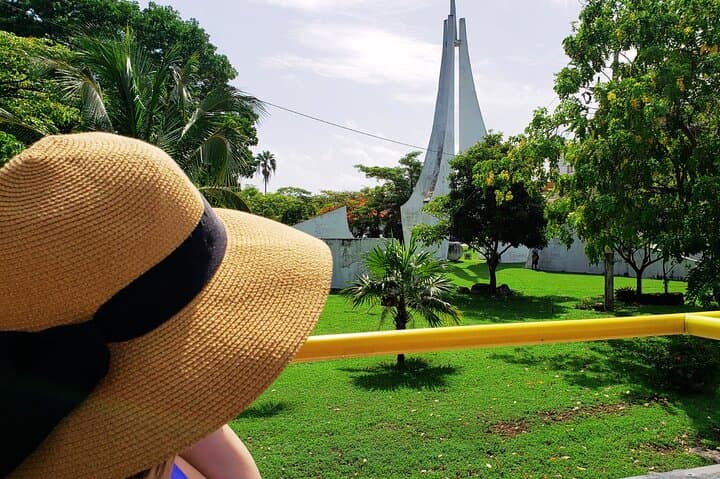 Cancun City Sightseeing & Shopping: Double‑Decker Bus Tour of Downtown and Hotel Zone photo 4