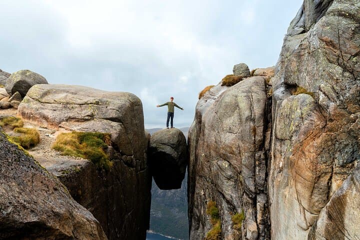 Private Guided Hike to Kjeragbolten from Stavanger photo 3