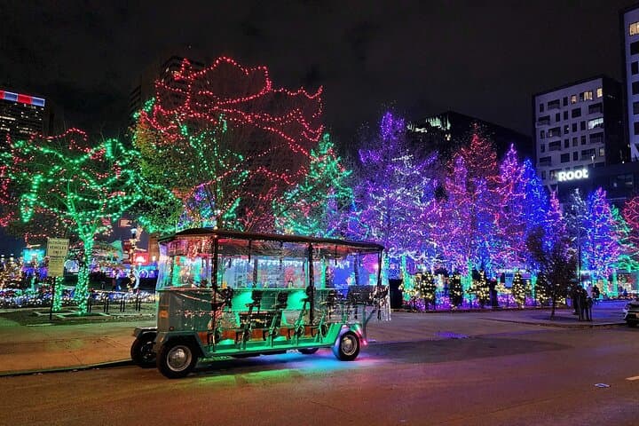 Trolley Pub Holiday Lights Tour Columbus — BYOB Short North & Downtown Lights Ride photo 3