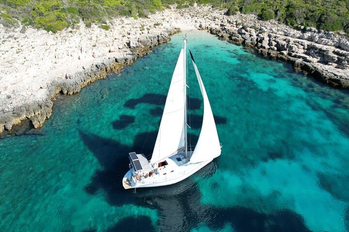 Private Sailing & Snorkeling in Hvar’s Pakleni Islands — 8‑Hour Charter