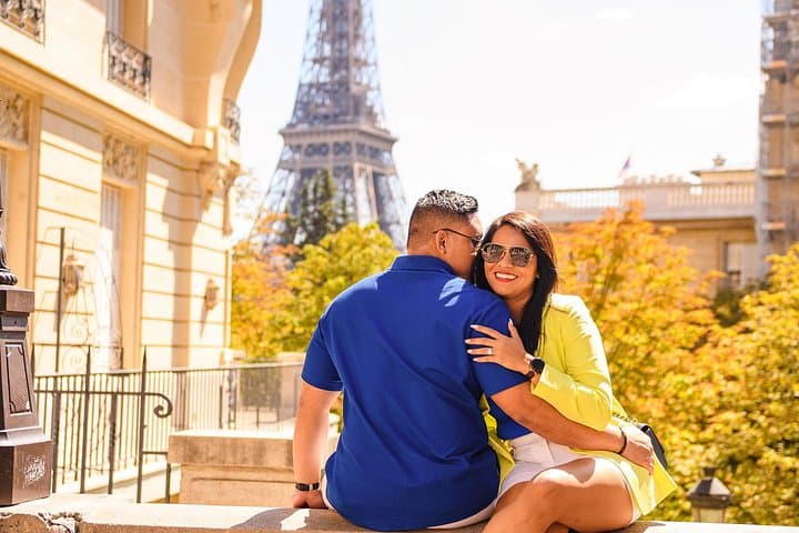 Private Proposal Photo Shoot in Paris: Capture Your Moment by the Seine