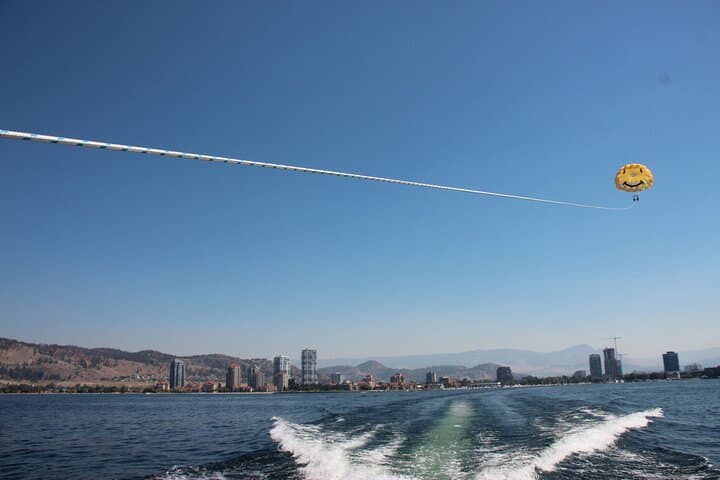 Early Bird Parasailing Over Okanagan Lake: Kelowna’s Dawn Flight photo 4