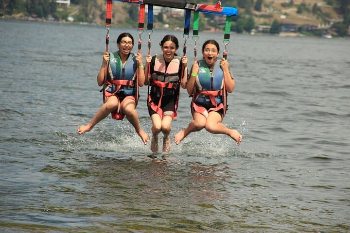 Kelowna Parasailing: Triple Flight Over Lake Okanagan photo 3