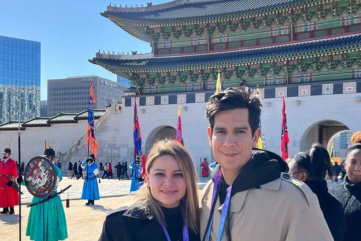 Seoul Kimchi Making and Hanbok Palace Experience photo 4