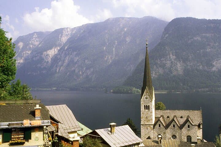 Hallstatt Scavenger Hunt: Self-Guided Highlights Walking Tour photo 3