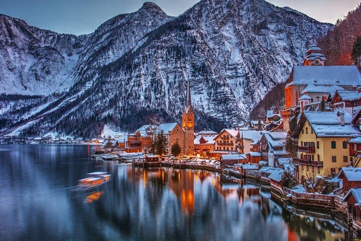 Hallstatt Scavenger Hunt: Self-Guided Highlights Walking Tour photo 6