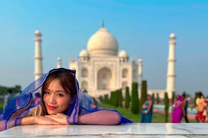 Sunrise Taj Mahal Private Tour from Delhi in Luxury Transport photo 1