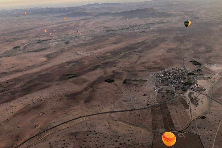 Marrakech Sunrise Hot Air Balloon Flight Over Agafay Desert photo 6