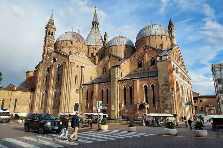 Private Tour: Basilica of St. Anthony of Padua from Rome photo 1