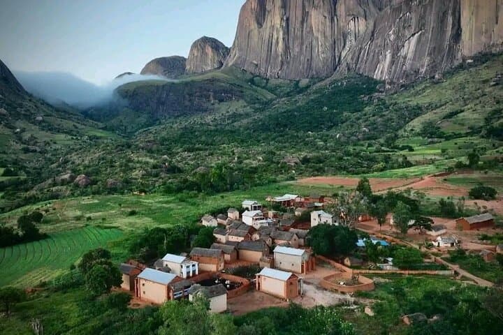 RN7 Madagascar Road Trip: 8-Day Itinerary from Antananarivo to Ifaty photo 3