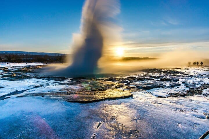 5-Day Iceland Classic: Golden Circle, South Coast & Glacier Lagoon photo 4