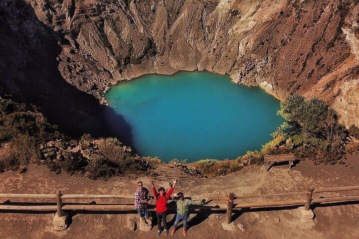 Irazú Volcano Day Trip: Cartago Basilica, Craters & Orosi Valley Views photo 3