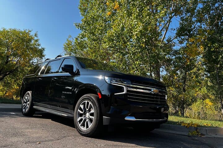 Centennial Airport Private Car Service — Denver One-Way Transfers to the City & Mountains photo 4