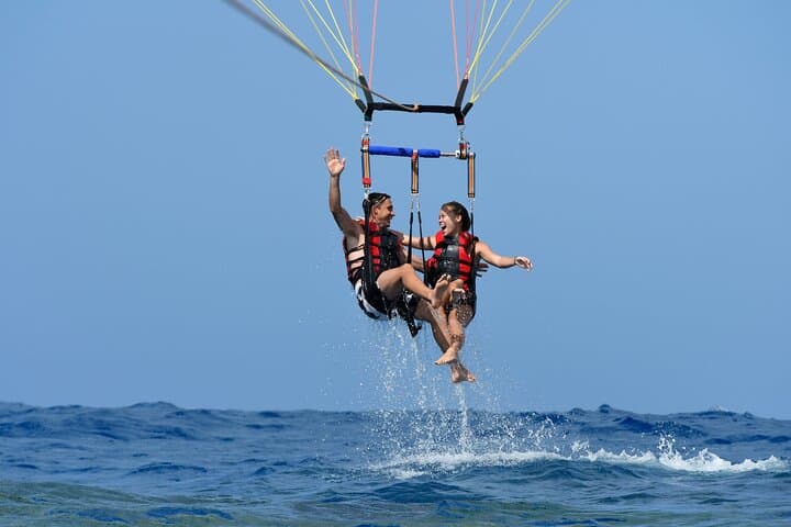 Parasailing and Jet Ski Combo in Maunalua Bay: Oahu Ocean Adventure photo 3