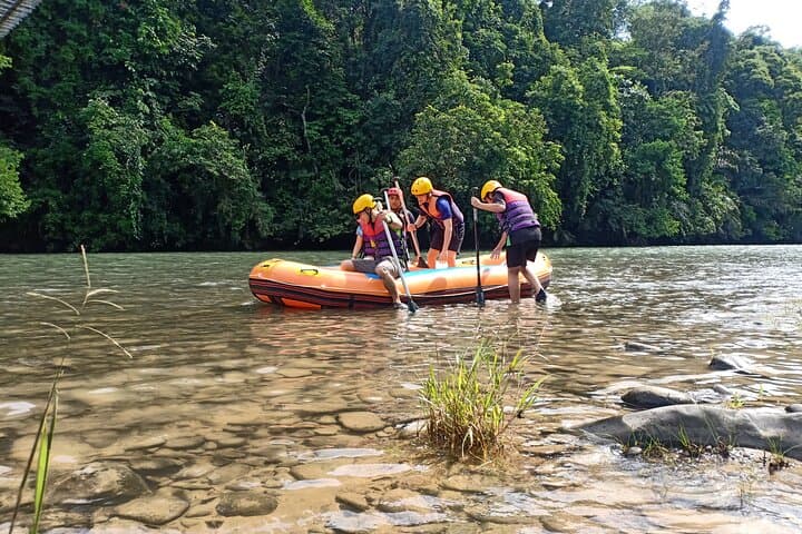 Kiulu River Rafting Daytrip: Grade 1–2 River Run from Kota Kinabalu photo 5