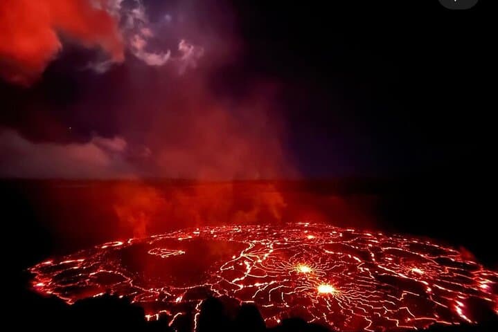 Kīlauea Hike and Lava Gazing: An Immersive Volcano Adventure on Hawaii Island photo 3