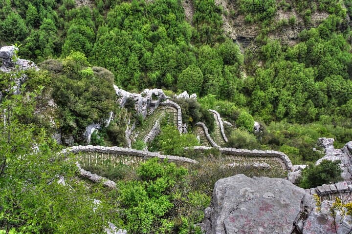Beloi Viewpoint Hike: Vradeto Steps & Vikos Gorge Day Trek
