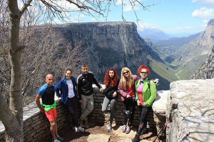 Beloi Viewpoint Hike: Vradeto Steps & Vikos Gorge Day Trek photo 4