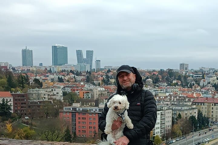Vyšehrad to Výtoň: Easy Prague Walk with a Local & Friendly Dog