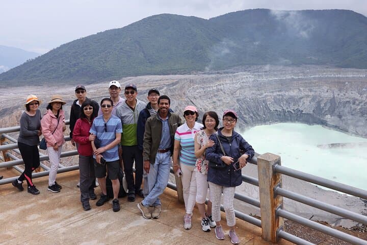 Private Driver in Costa Rica: 10-Hour Custom Day Trip from San José