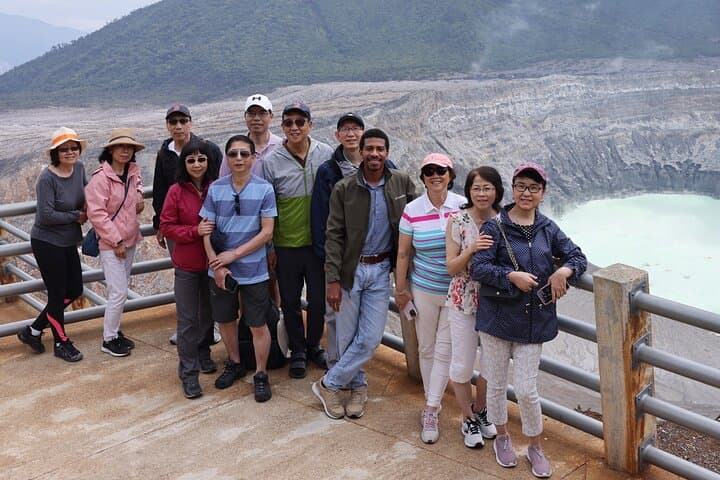 Private Driver in Costa Rica — 10-Hour Custom Day Tour & Shuttle photo 3