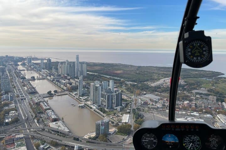 Buenos Aires Helitour: Skyline Flight and Tigre Delta Lunch photo 2
