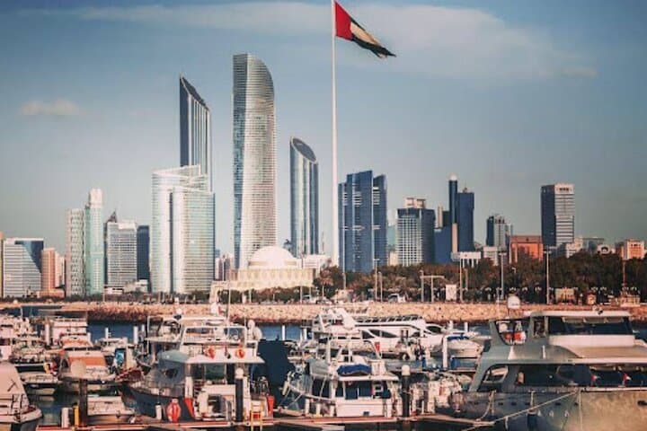 Half-Day Private Abu Dhabi City Tour: Sheikh Zayed, Corniche & Yas Island Highlights photo 4