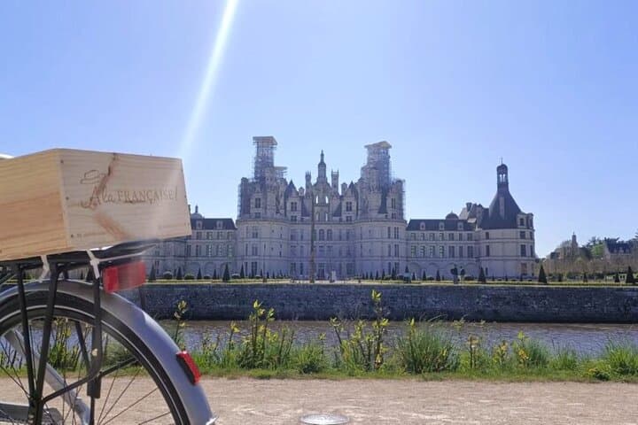 Ebike to Chambord: Loire Valley Day Ride from Tours