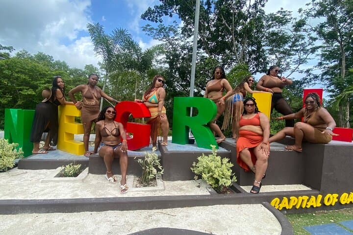 Experience the Best of Jamaica: Ricks Cafe, Seven Mile Beach & Local Flavors photo 2