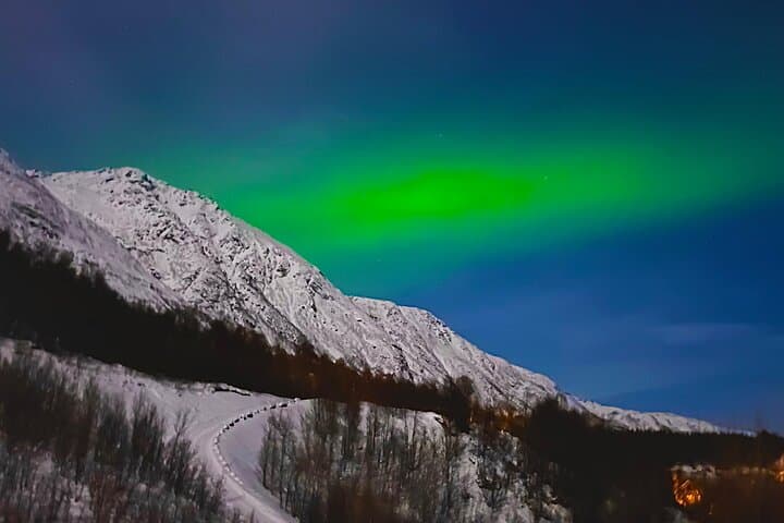 Tromsø Northern Lights Tour: Small-Group Aurora Chase with Bonfire photo 6
