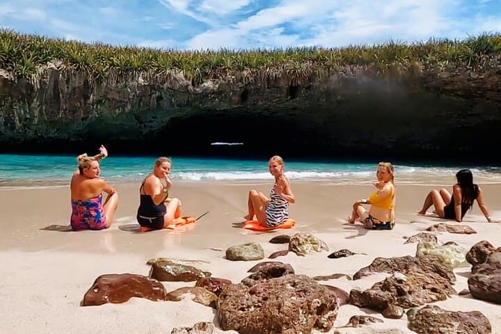 Small-Group Safari to Marietas Islands: Hidden Beach, Snorkeling & Whale Watching photo 3