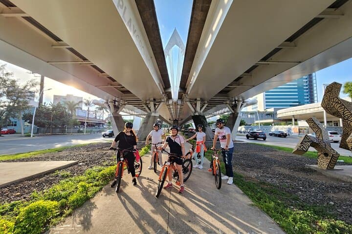 Explore Guadalajara by Bike: 3-Hour City Sights Bicycle Tour photo 2