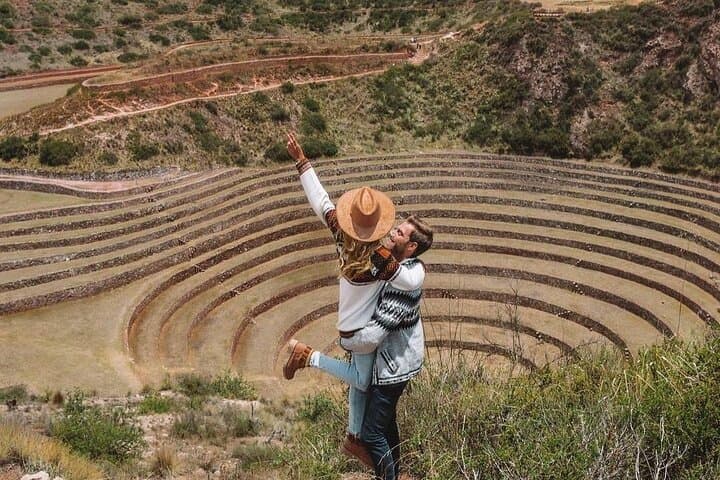 2-Day Sacred Valley and Machu Picchu Sunrise Tour from Cusco