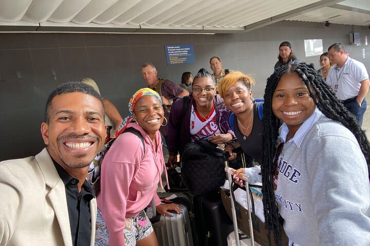 Private Transfer from Liberia (LIR) to Guanacaste Destinations — Comfortable Airport Shuttle photo 2