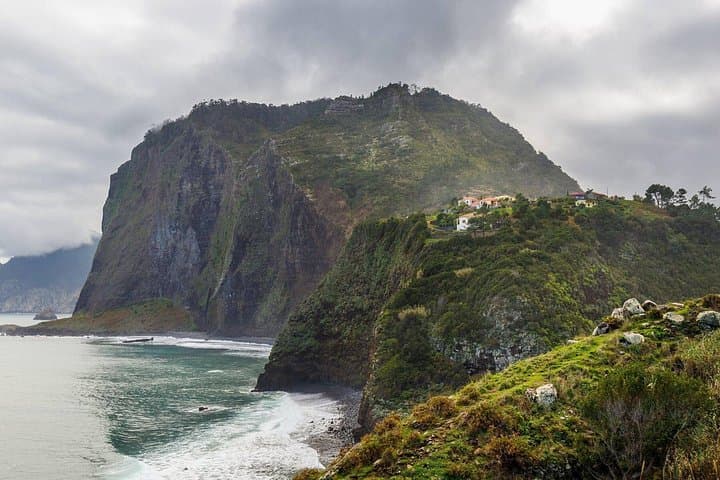 Eastern Madeira 4x4 Tour: Pico do Arieiro, Levadas & Ponta de São Lourenço photo 4