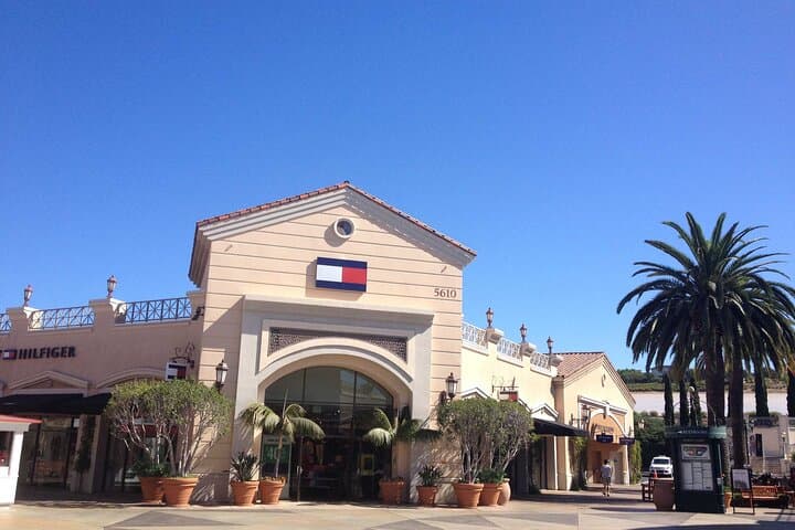 Private Shopping Shuttle from San Diego to Carlsbad Premium Outlets photo 2