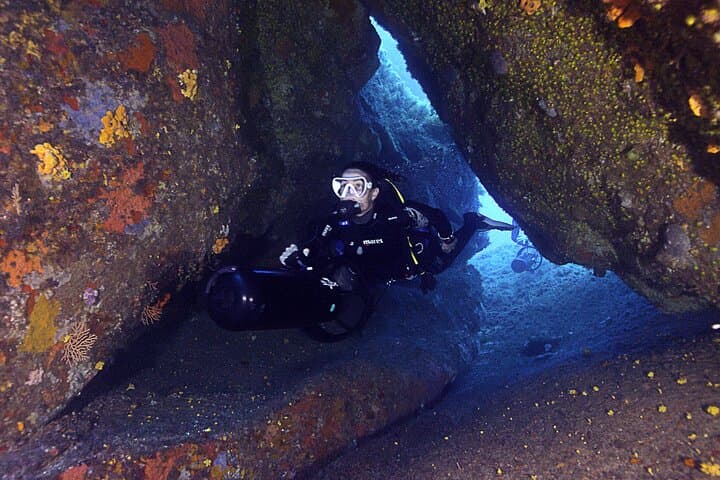 Elba Open Water Diver Course with Underwater Scooter in Portoferraio photo 4