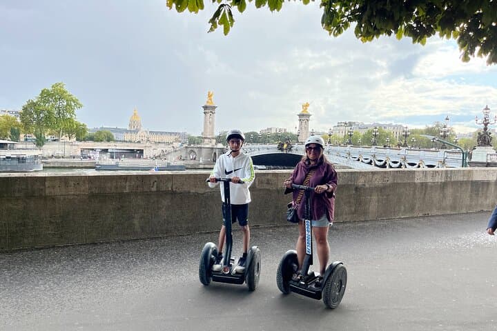 Glide Paris: 90-Minute Segway Tour + Seine River Cruise Ticket photo 5