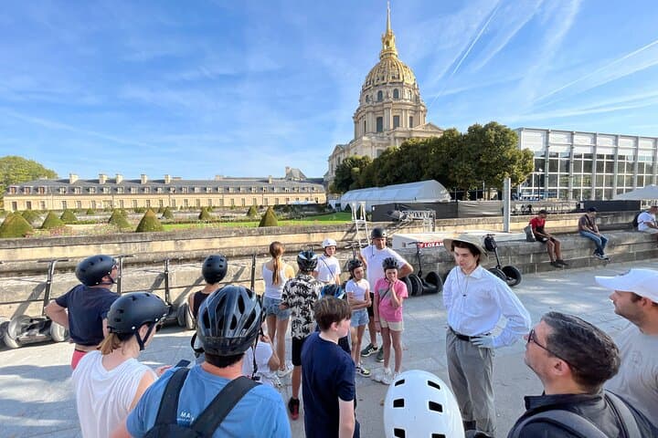 Glide Paris: 90-Min Segway Tour of Eiffel, Louvre & Champs-Élysées