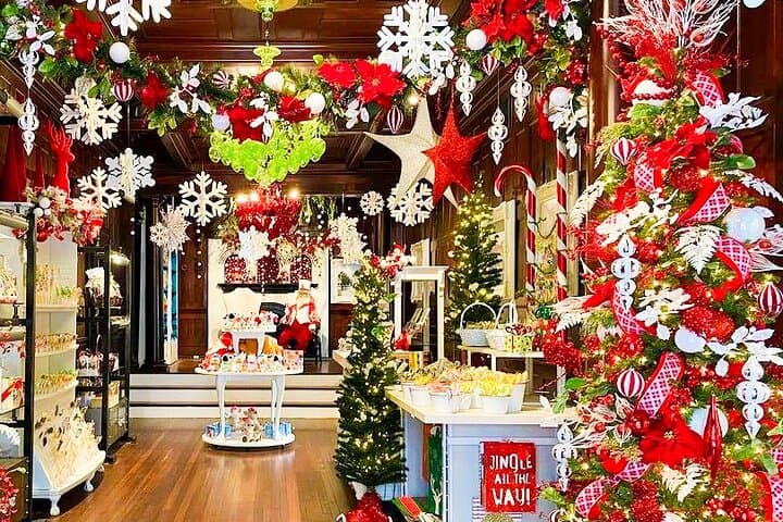 Make candy canes at Sweet Pete's: hands-on holiday workshop in Jacksonville