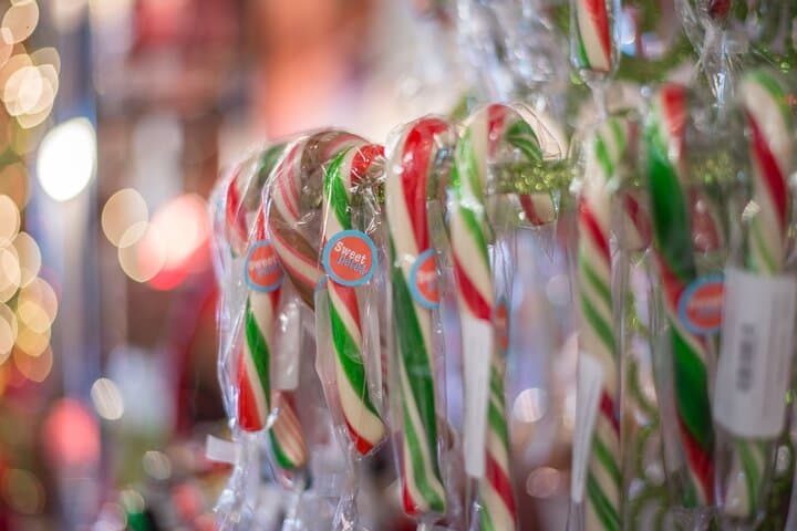 Make candy canes at Sweet Pete's: hands-on holiday workshop in Jacksonville photo 2